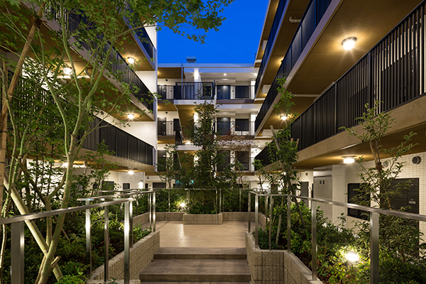 中庭｜ザ・パークハウス杉並上井草